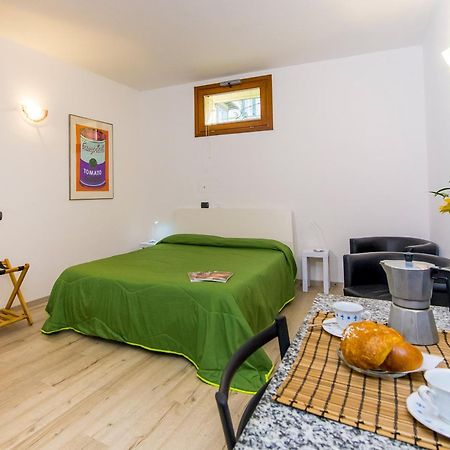 Il Borgo Monolocali Apartment Bellagio Exterior photo